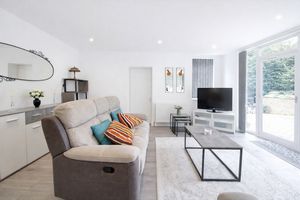 Photo 11- click for photo gallery